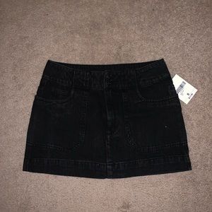Black skirt from forever 21 size small NEW